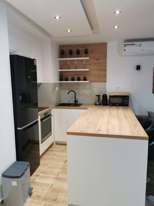 Luxury Apartment Dreamview Split Exterior photo